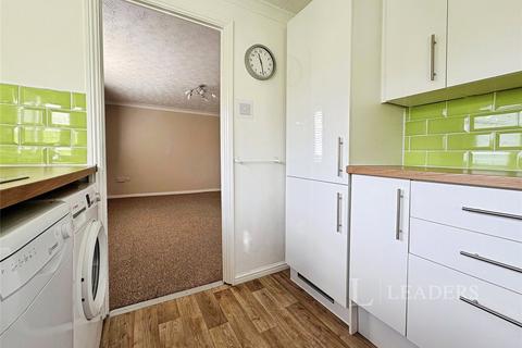 2 bedroom house to rent, Bishops Close, NR7
