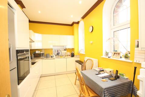 undefined, Florence Way, Woking GU21