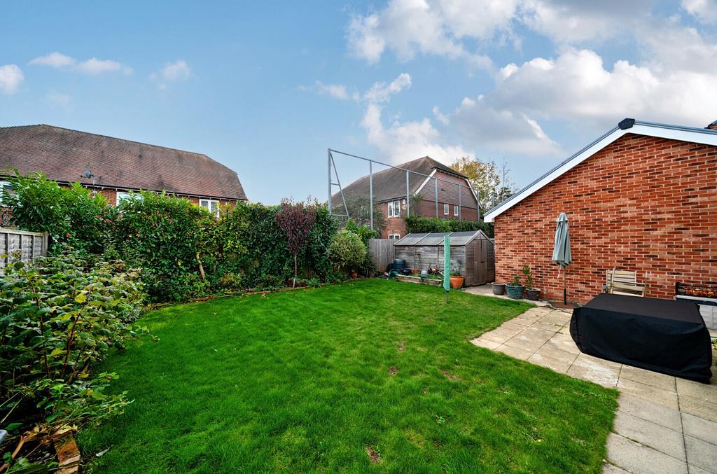 1370546-7-6900e95...