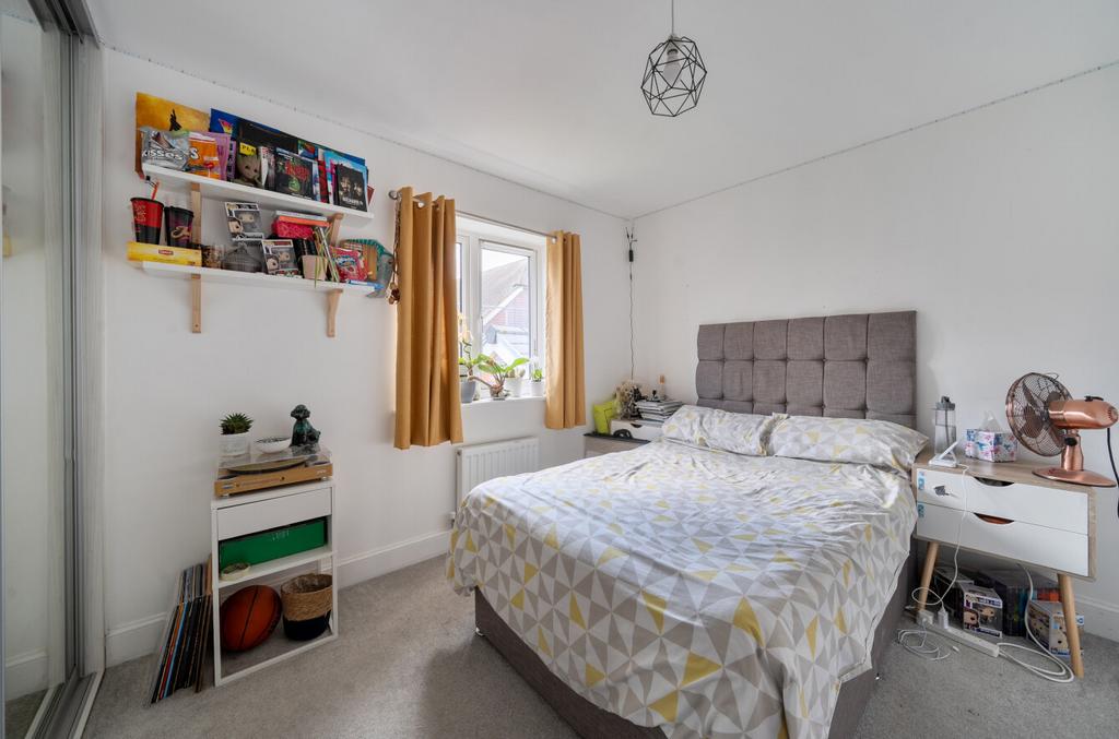 1370546-24-6900f3...