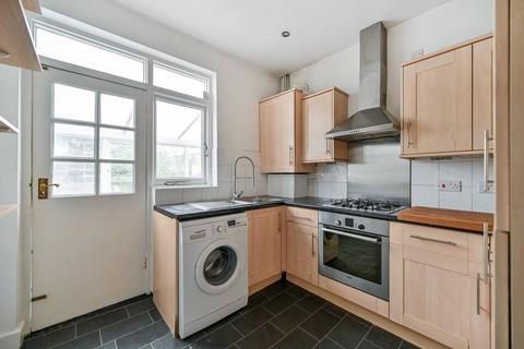 undefined, Whitton Road, Twickenham, TW1