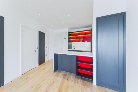 1 bedroom apartment for sale, Grantham House, Botanic Square, London, E14 0LW
