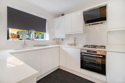3 bedroom detached house for sale, Haydock Close, Dosthill, Tamworth, B77