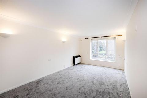 1 bedroom retirement property for sale, Ennerdale Court, Wanstead