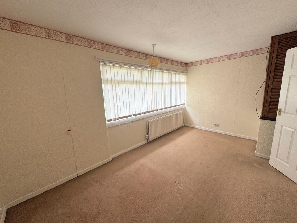 Bedroom 1 ( front)