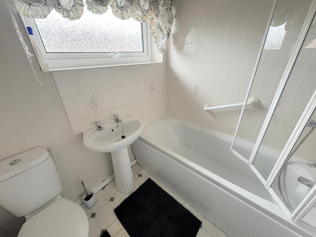 Family bathroom