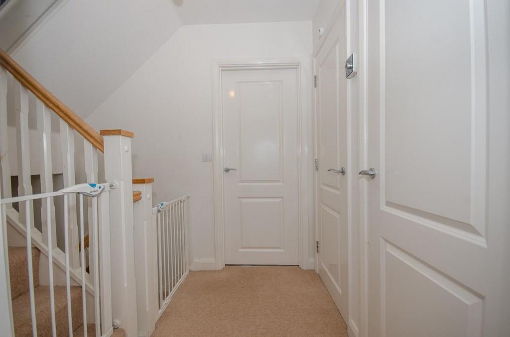 First floor landing.jpg