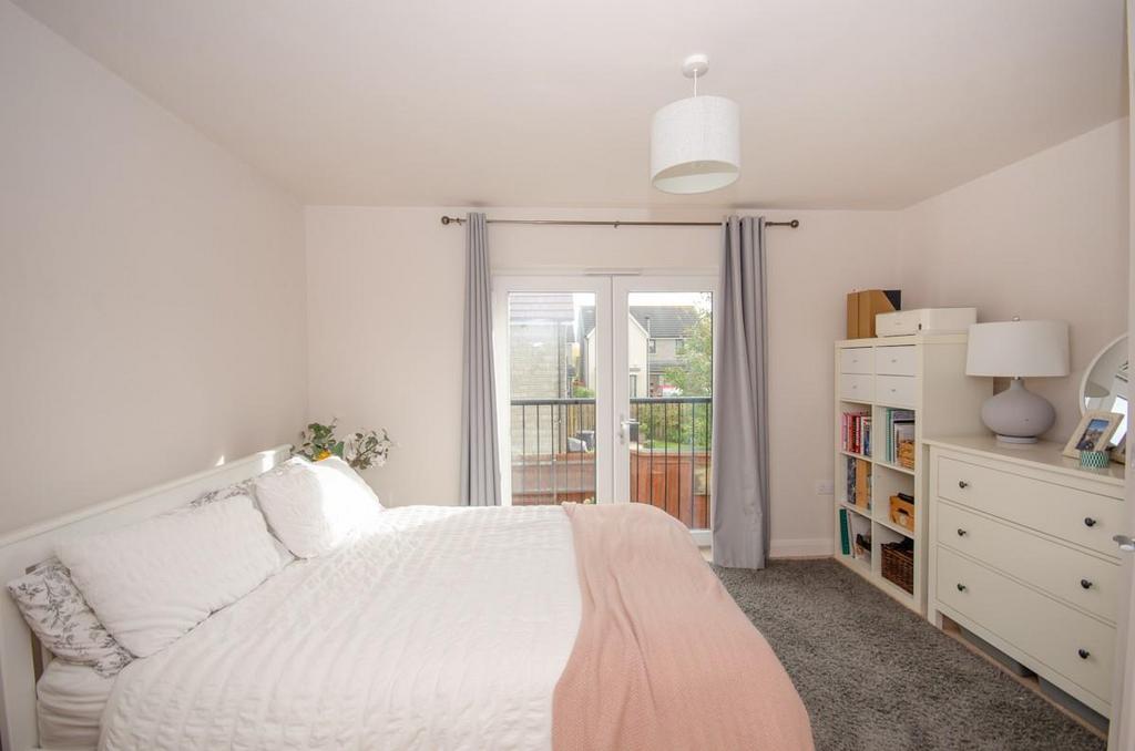 Bedroom one.jpg