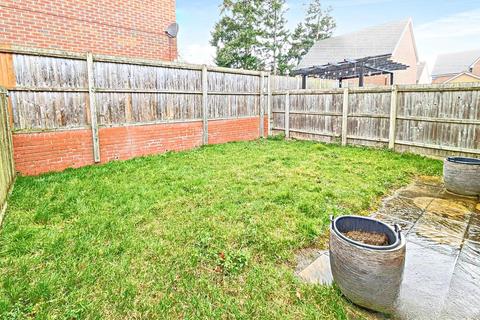 4 bedroom semi-detached house for sale, Sparrowhawk Place, Hatfield, AL10
