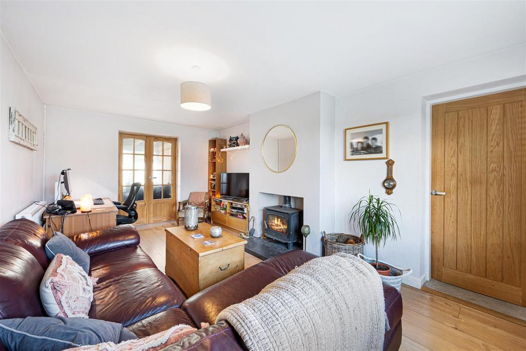 Living Room.jpg