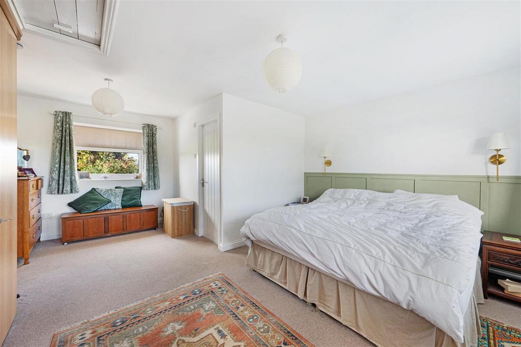 Bedroom One .2.jpg