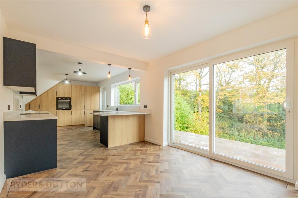 Kitchen/Dining Room