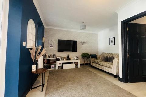 undefined, Kingfisher Road, Shefford, SG17