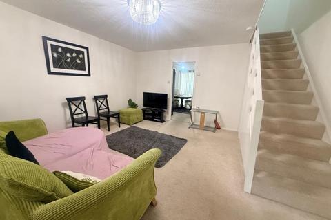 3 bedroom semi-detached house to rent, Hengrove Close,  Headington,  OX3