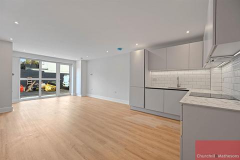 1 bedroom flat to rent, Manor Park Road, Harlesden NW10 4JX