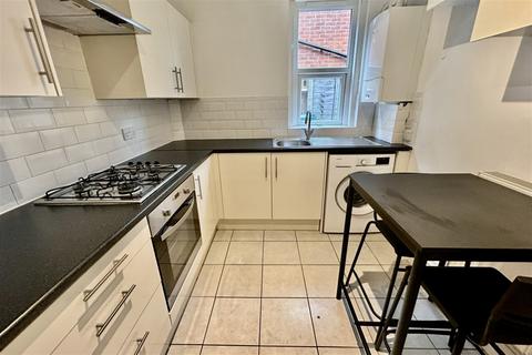 1 bedroom flat to rent, Shirley