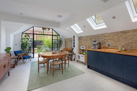 4 bedroom terraced house for sale, Woodlawn Street, Whitstable