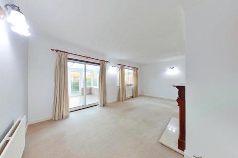 undefined, Darren Close, Fareham PO14