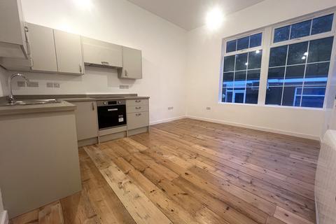 1 bedroom apartment to rent, Park Road, Dawlish, EX7