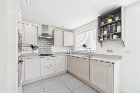 3 bedroom detached house for sale, Chatsworth Drive, Elloughton