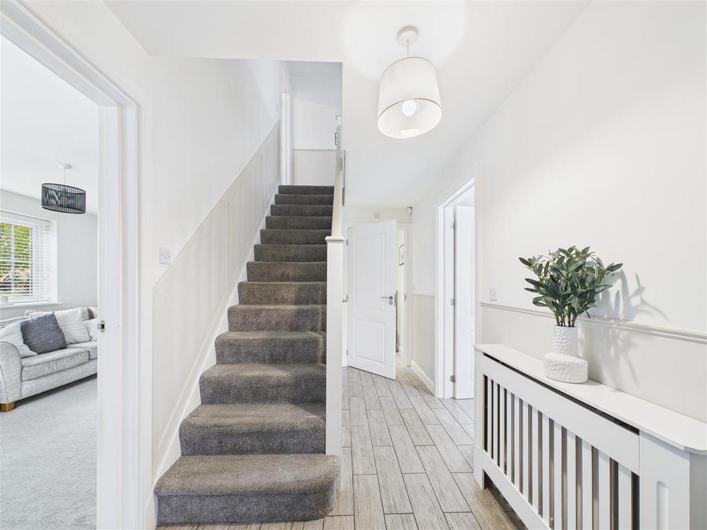 CAM03303 G0-PR0250-STILL001.jpg