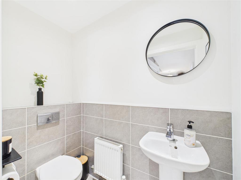 CAM03303 G0-PR0250-STILL002.jpg