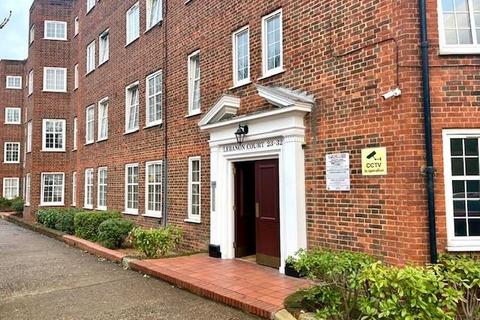 undefined, Richmond Road,  Twickenham,  TW1