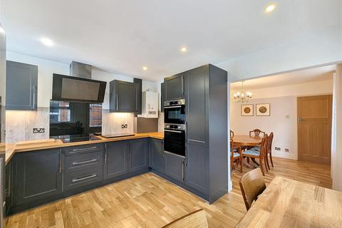 undefined, Colenutts Road, Ryde, PO33 3HS