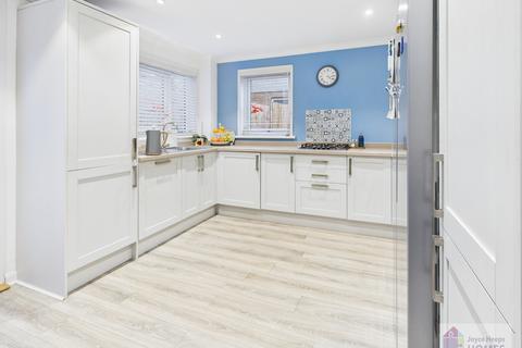 undefined, Dee Place, East Kilbride G75