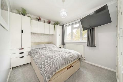 undefined, Stevens Close, Hampton TW12
