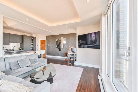 2 bedroom flat for sale, Coral Row, Battersea, London, SW11