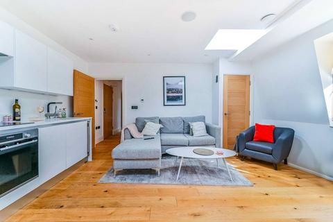 Parkhurst Road, Holloway, London, N7