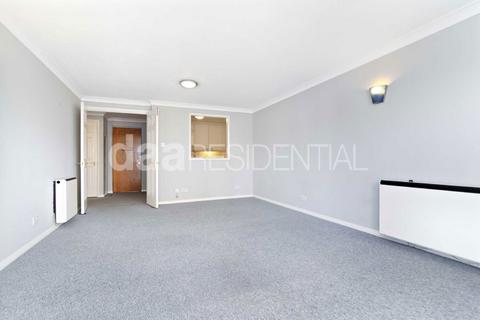 2 bedroom flat to rent, Jardine Road, London E1W