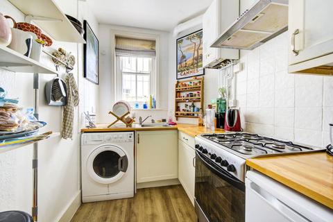 2 bedroom flat to rent, Queens Club Gardens, Barons Court, London, W14