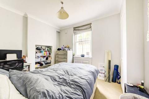 2 bedroom flat to rent, Queens Club Gardens, Barons Court, London, W14