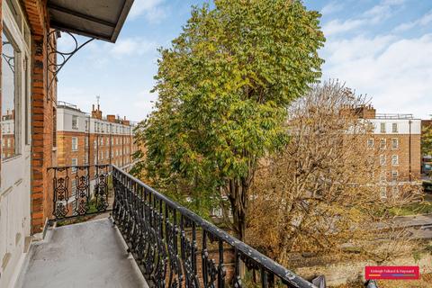 3 bedroom flat to rent, Ashburnham Road, London, SW10
