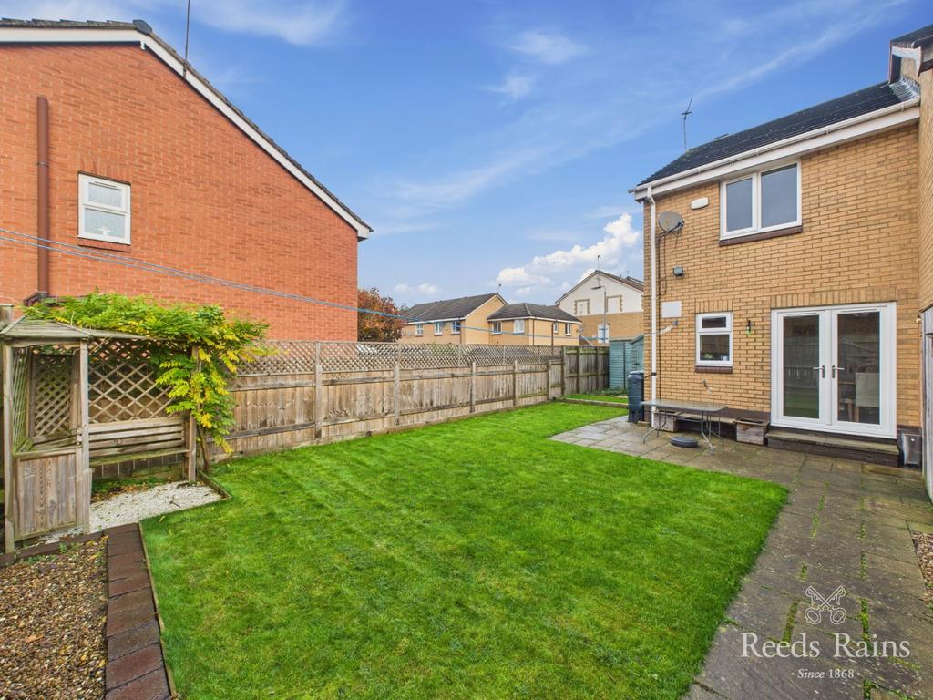Side/Rear Garden