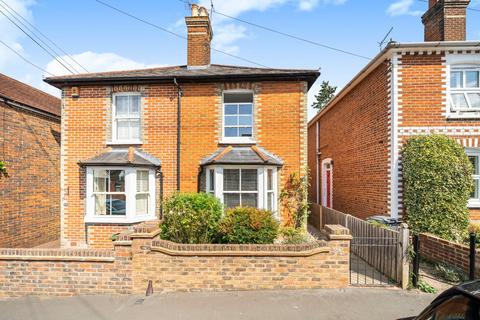 2 bedroom semi-detached house for sale, High Path Road, Guildford GU1