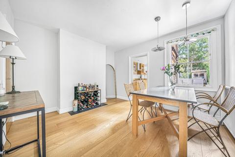 2 bedroom semi-detached house for sale, High Path Road, Guildford GU1