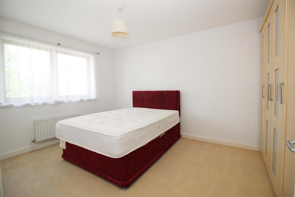 Bedroom 2.JPG