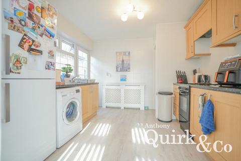 undefined, Crescent Road, Canvey Island, SS8
