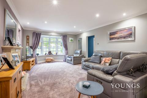 4 bedroom detached house for sale, Abreys, Benfleet, SS7