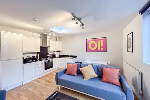 2 bedroom flat to rent, 137 Camden High Street, London NW1