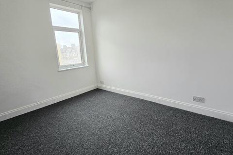 4 bedroom terraced house to rent, Masterman Road, London, E6