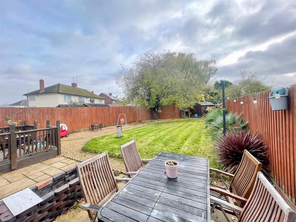 Garden 2.jpg
