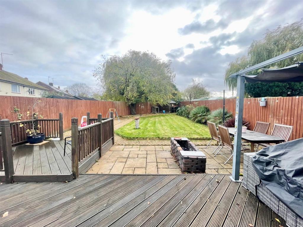 Garden 3.jpg