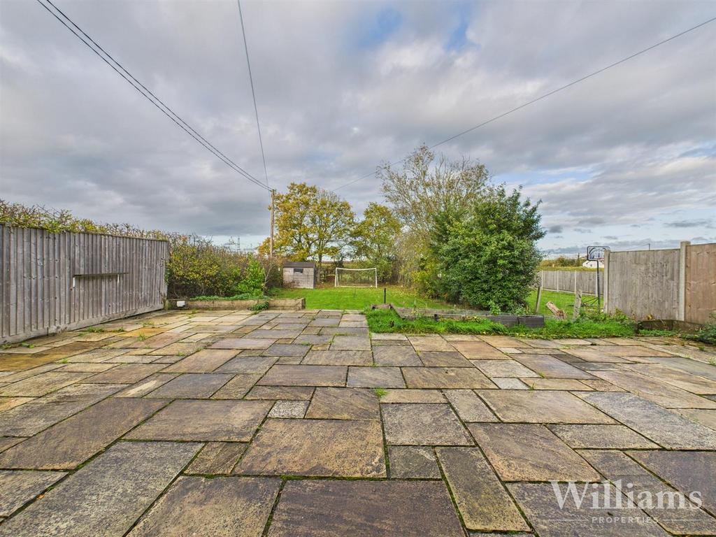 CAM02861 G0-PR0522-STILL042.jpg