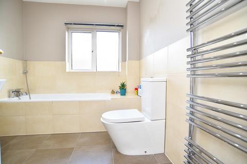 18 Brinklow Way, Harrogate, HG2 9JW