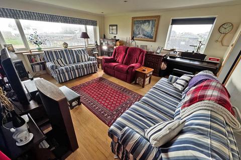 3 bedroom apartment for sale, Kings Court, Shoreham-by-Sea BN43
