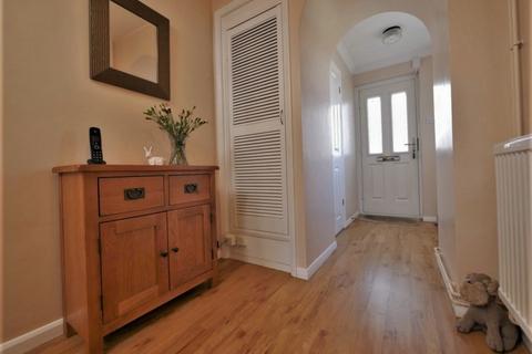 3 bedroom semi-detached house for sale, Pearcroft Road, Ipswich, Suffolk